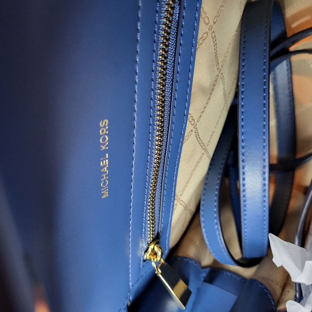 Michael Kors Blue Leather Handbag - Picture 6 of 17